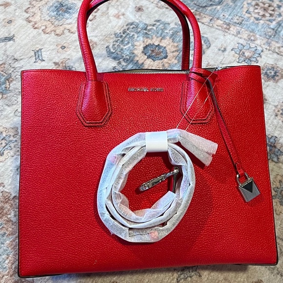 Michael Kors brand new red hand bag - Picture 1 of 3